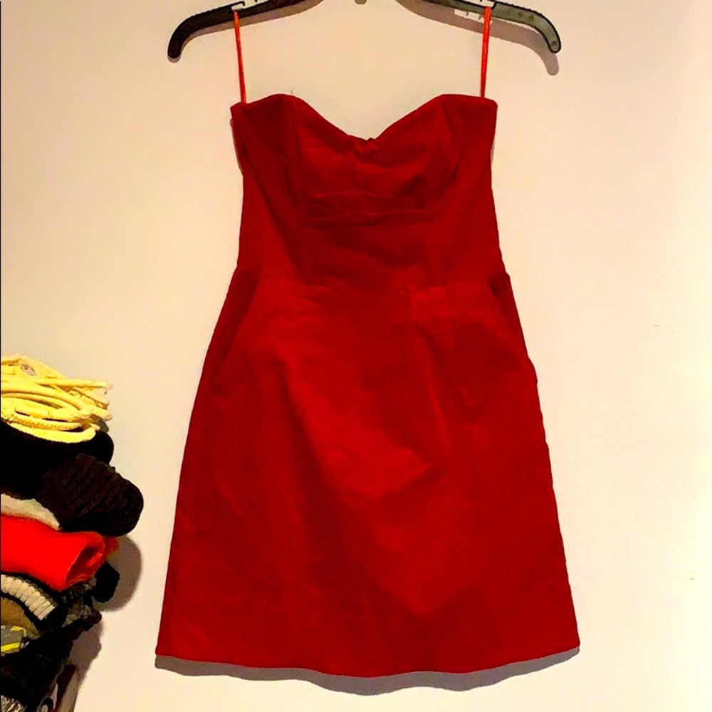 Heart shaped strapless dress corduroy w pockets